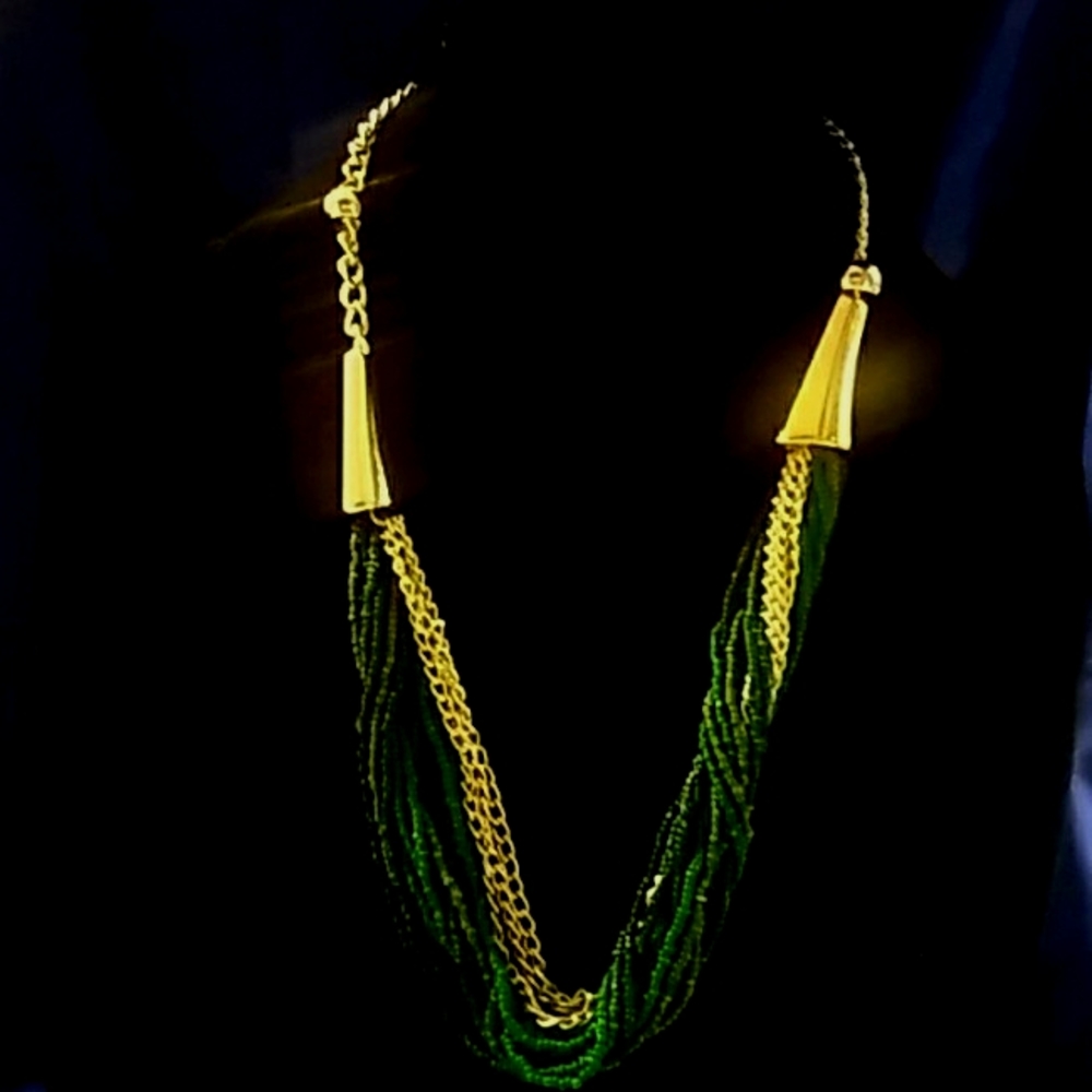 Green Sogno Beaded Necklace